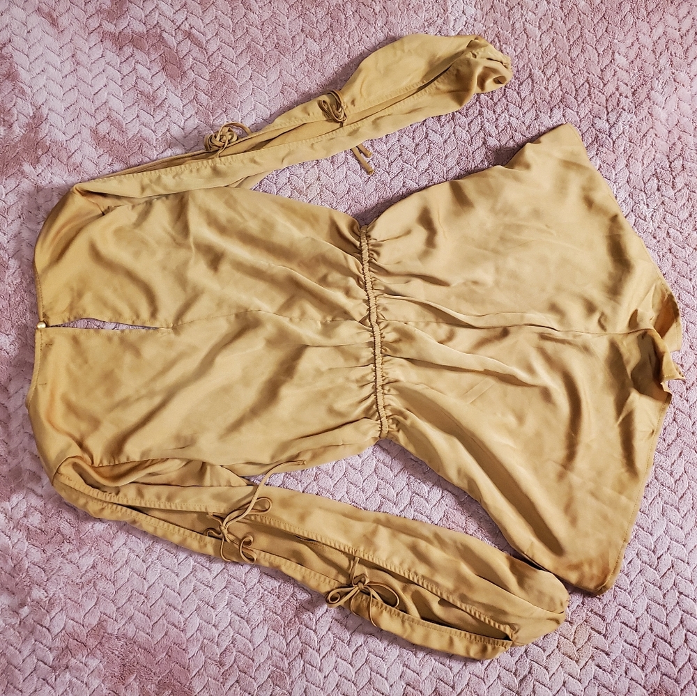 Romper - Picture 2 of 3